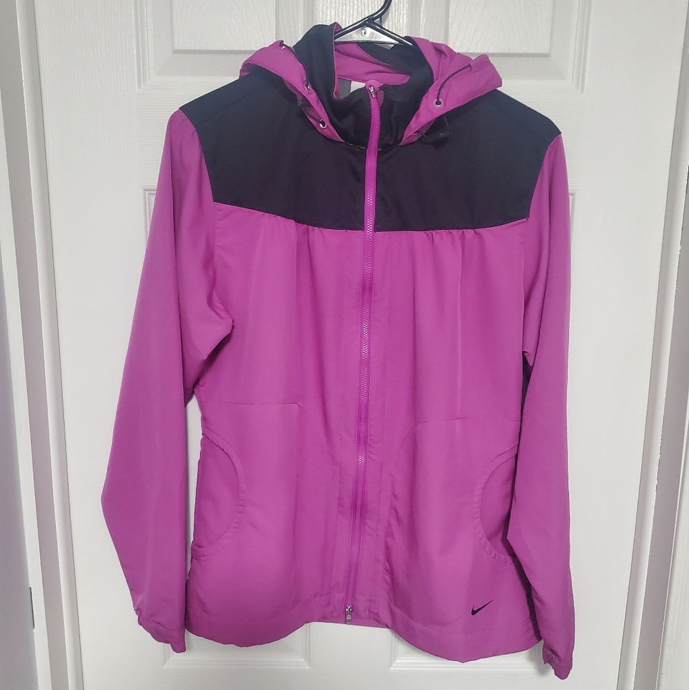 🍍 EUC Nike Golf Jacket